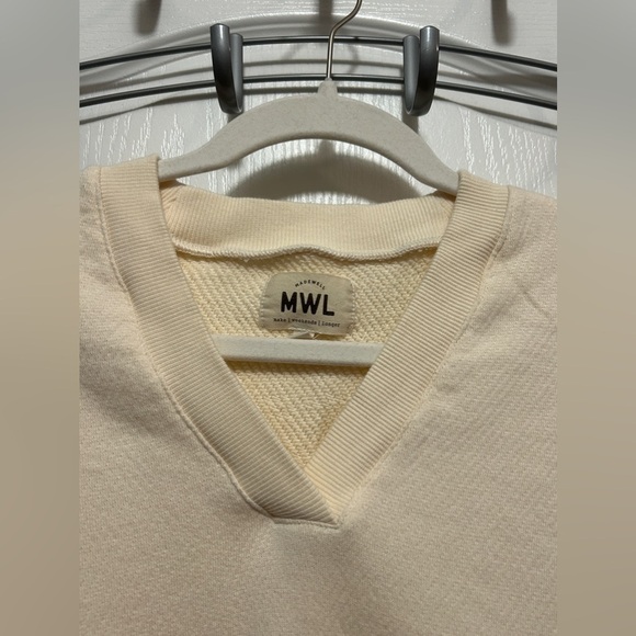 MADEWELL Cotton AirTerry V NECK Sweatshirt tee women’s XS cream EUC MD302 - Picture 5 of 14